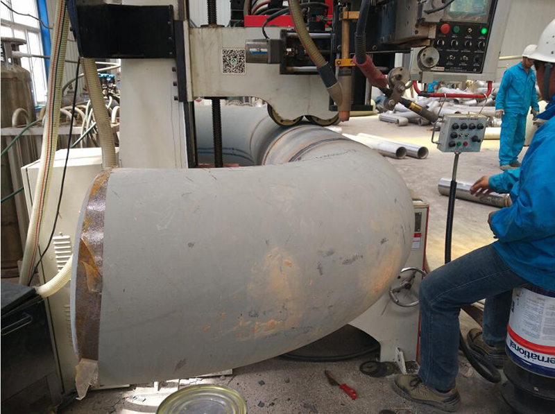 整体式管道自动焊机(普通型)(图2) 整体式管道自动焊机(普通型)(图2)