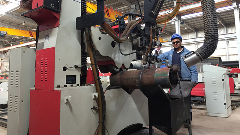 分体式管道预制自动焊机(图4) 分体式管道预制自动焊机(图4)