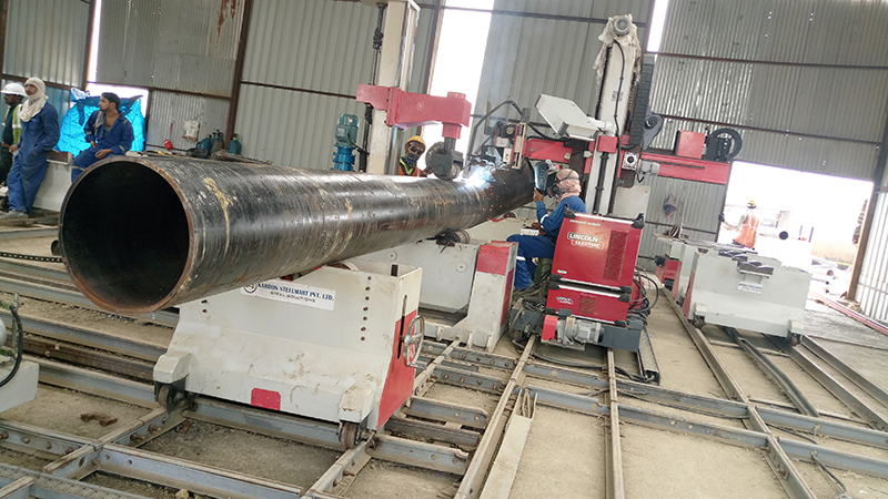 翻转式管道自动焊机(普通型)(图2) 翻转式管道自动焊机(普通型)(图2)