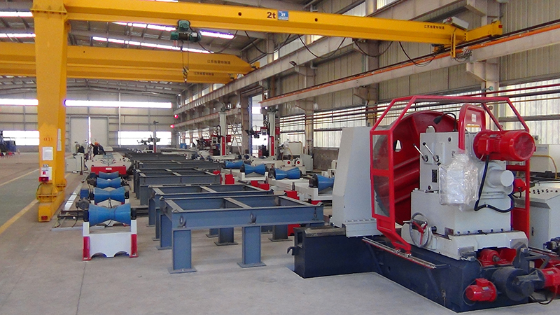 流水作业式管管接长生产线(图1)