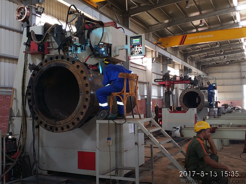 管道预制自动焊接中心(卡盘+滚轮)(图3)