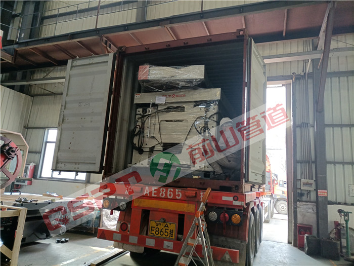 印度管道预制坡口机项目发货了(图2)