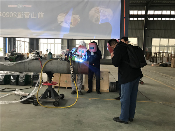 河北客户考察前山磁吸式管道自动焊机(图3)